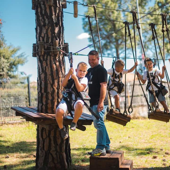 rope course build